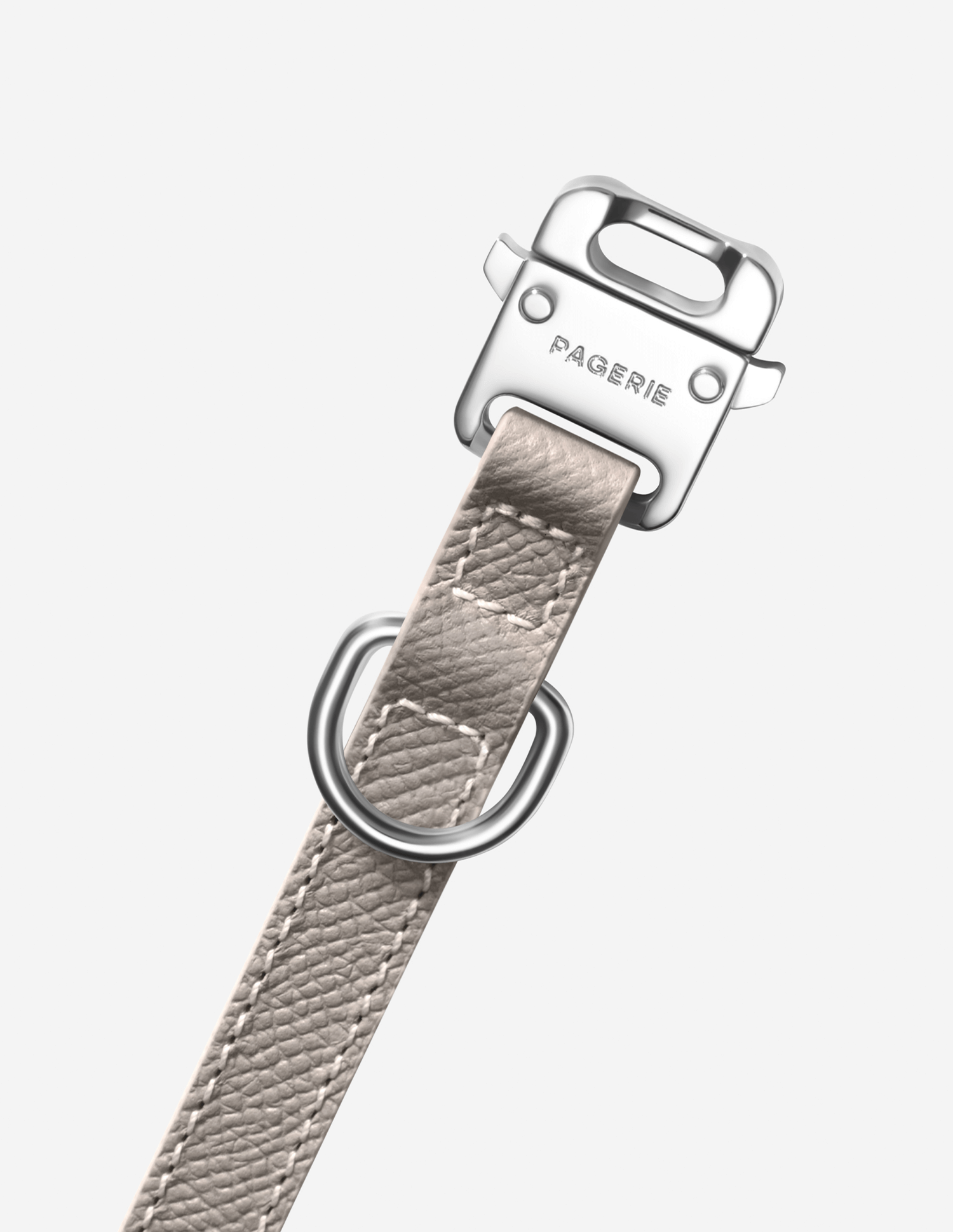 The Clyde — Coleira em Pele da PAGERIE em cor Taupe — detalhe